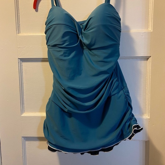 Teal swim dress size 12 with adjustable straps. - Picture 2 of 4